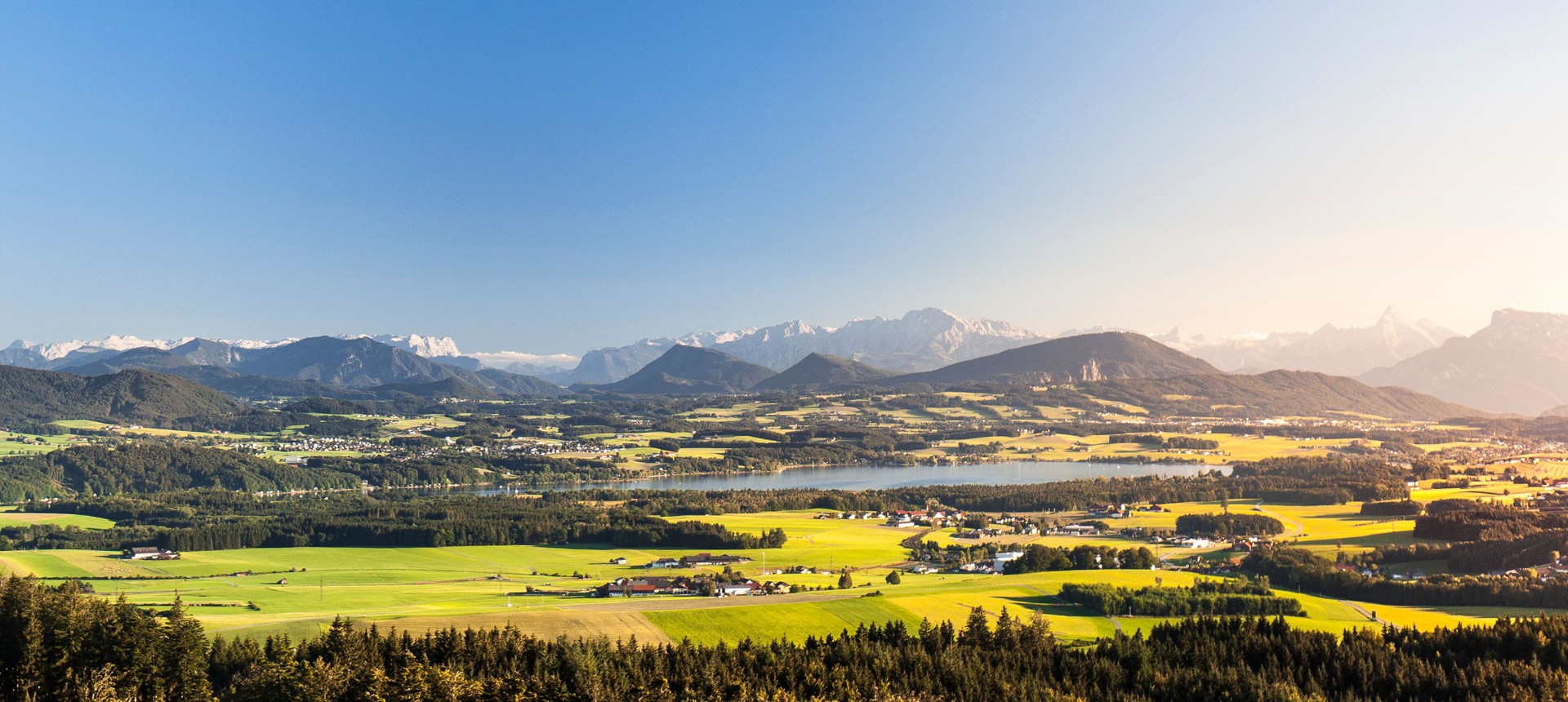 Badeseen und Berge